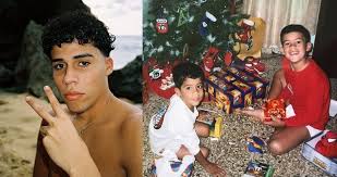 His dad is a 6'4 bunny. Bad Bunny Family Or A Great Story About Latinos Passion Bhw