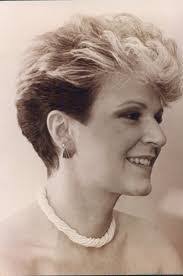 Lorraine Briscoe's Instagram, Twitter & Facebook