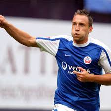 He has even made us chicken soup for lunch. Hansa Rostock Funf Profis Werden Nach Durchzechter Nacht Suspendiert Fussball