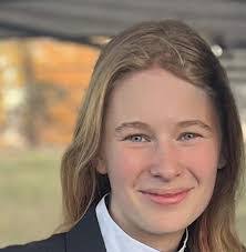 Lelia Carlson's Instagram, Twitter & Facebook