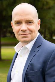 Ah, damn. One of my first book events was with Thomas Perry, who was very  nice about sharing the gig with a guy who wrote about a secret agent  vampire. His books