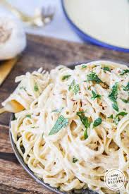 It sounds great already, right? Crazy Easy Homemade Alfredo Sauce Easy Family Recipes
