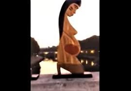 333 likes · 2 talking about this. Rom Katholiken Entfernen Pachamama Figuren Aus Kirche Und Werfen Sie In Den Tiber