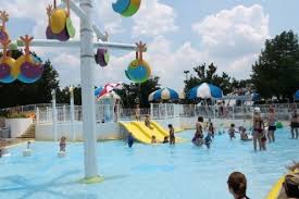 Pin By Lake Of The Ozarks Mo On Things To Do At The Lake Kid Friendly Vacations Water Park Family Fun Places