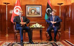 قال هشام المشيشي، رئيس الوزراء التونسي، اليوم الأحد، إن بلاده قررت الإبقاء على الحدود مع ليبيا والجزائر مفتوحة مهما كانت الظروف. Ø¬Ø±ÙŠØ¯Ø© Ø§Ù„Ù…ØºØ±Ø¨ ÙÙŠ Ø§Ù„Ù„Ù‚Ø§Ø¡ Ø§Ù„ØµØ­ÙÙŠ Ø§Ù„Ù…Ø´ØªØ±Ùƒ Ø¨ÙŠÙ† Ù‡Ø´Ø§Ù… Ø§Ù„Ù…Ø´ÙŠØ´ÙŠ ÙˆÙ†Ø¸ÙŠØ±Ù‡ Ø§Ù„Ù„ÙŠØ¨ÙŠ Ø¹Ø¨Ø¯ Ø§Ù„Ø­Ù…ÙŠØ¯ Ø§Ù„Ø¯Ø¨ÙŠØ¨Ø© ØªÙˆÙ†Ø³ ÙˆÙ„ÙŠØ¨ÙŠØ§ Ø´Ø¹Ø¨ ÙˆØ§Ø­Ø¯