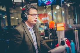 Join facebook to connect with steven van de gucht and others you may know. Viroloog Steven Van Gucht Hoopt Dit Jaar Meer Tijd Te Kunnen Doorbrengen Met Z N Zoon Luister Select Mnm