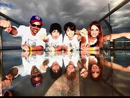 Hrithik roshan the greek god of bollywood was born on 10 january 1974 in mumbai to a punjabi family prominent in bollywood. 5 Lovely Photographs Of Hrithik Roshan Sussanne Khan S Sons Hrehaan And Hridhaan That May Soften Your Coronary Heart Sahiwal