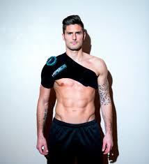 Olivier giroud's tattoos that you can filter by style, body part and size, and order by date or score. Witchhh On Twitter Olivier Giroud Shirtless Thread 6 One Of My Personal Favs You Can See Why Wet And Ripped Oli Yum Yum Oliviergiroud Giroud Abs Shirtless Abs Sexy Chelseafc Football Gunners
