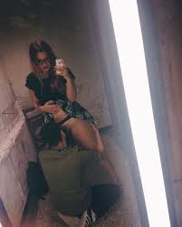 Chicks posing sexy while kik porn photos