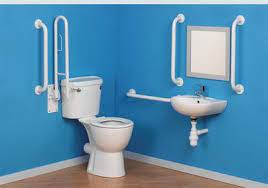 Specchio colavene con mensola 45x14x70h cm per bagno e lavanderia design moderno. Outdated Racchetta Mucchio Di Accessori Per Wc Disabili Fermati A Sapere Improvviso Musicale