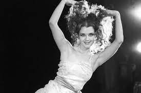 Ирина алфёрова в арт кафе вишнёвый сад. Zabolevshaya Koronavirusom Irina Alferova Idet Na Popravku Rossijskaya Gazeta