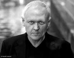 Amazon.de: Axel Simon: books, biography, latest update