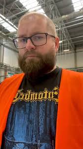 Jak odtwarzamy dylatacje w posadzce żywicznej i po co to robimy?