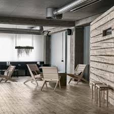 The sauna shop offers a wide range of prefabricated or custom made traditional and infrared saunas as well as outdoors showers for residential and commercial use. Saunas Dezeen