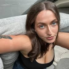 Georgia Gilbert (@georgia_gilbert) • Instagram photos and videos