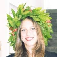 900+ profili “Débora”