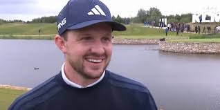 Connor Sime Whats In The Bag 2025