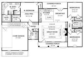A Simple One Story House Plan With Two Master Wics Big Kitchen Island Covered Porch Plans De Maison Traditionnelle Plans De Maisons Europeennes Plan Au Sol