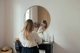 Vous en avez assez des prénoms très répandus ? Prenoms De Fille Nos Prenoms Favoris Du Mois D Avril Pour Petite Filleles Louves