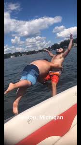 Adam Glomb (@djglomb)