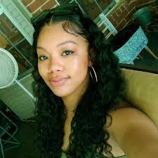 Kenya Roach's Instagram, Twitter & Facebook