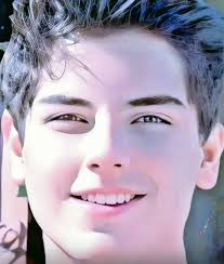 No saltes! Ofrécele una flor a Carlo acutis 🌹🌹❤️