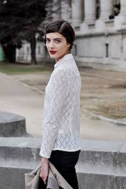 Black And White Outfit With Red Lipstick Style Inspiration Modestil Black And White Outfit Mode Inspiration