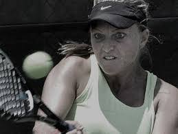 Julie Qualls's Instagram, Twitter & Facebook