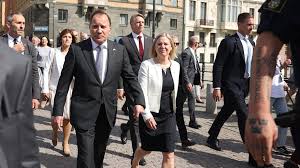 This includes the phoenix area and the neighboring urbanized area in pinal county, containing the town of florence and city of maricopa. Oviss Framtid For Regeringen Nyheter Ekot Sveriges Radio
