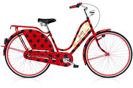 Marc Jacobs Fahrrad Geht Es Verspielt An Das Dot Sieht Aus Wie Ein Marienkafer Electra Fahrrad Hollandrad Fahrraddesign