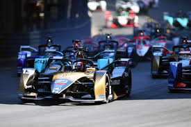 Formula e car changes in the electric race car series since 2014 with formula specs for the gen 2 racing car and what's predicted for the upcoming gen 3. Brg Viifqf1btm