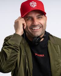 Some GANGSTER style with Shane Law!