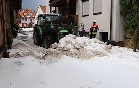 August 1972, bei dem teils meter dicke hagelschichten. Sturzfluten Und Hagelmassen Unwetter An Vater Und Muttertag Wetternews Wetteronline