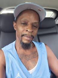 Hey! Im Gary, 46 yrs old will be 47 in January. Just inching closer and  closer to 50. Really want someone thats not playing games or want to text  endlessly. Im here