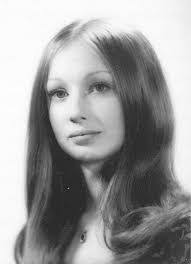 Donna Schall's Instagram, Twitter & Facebook