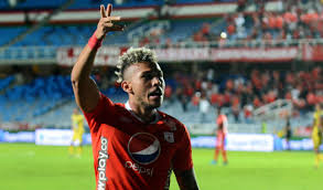 The delay was for the first to enter, now that they are prepared in mexican territory. America Tulio Gomez Hablo Del Futuro De Duvan Vergara En El Club Antena 2