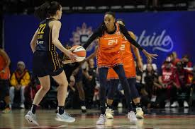 Why DeWanna Bonner chose Caitlin Clark, Indiana Fever: 'I want to win  another championship' - Yahoo Sports