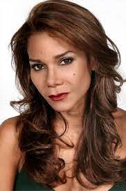 2 time tony nom mom. Daphne Rubin Vega Live At The Lortel