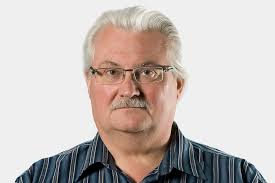 Volleyball Canada lends players air fare