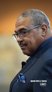 Chris Esteves's Instagram, Twitter & Facebook