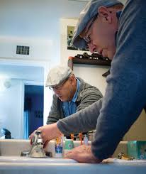 Arizona Plumber Uses Classic Cars to Get Attention