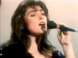 Laura Branigan Self Control All Night Fuji 1984 скачать Laura Branigan Gloria Alta Calidad Hd Youtube Funky Music Retro Music Dance Music