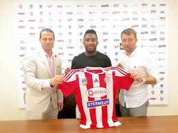 In the team sepsi osk 38 players. Official Mensah Signs For Romanian Side Sepsi Osk Football Made In Ghana
