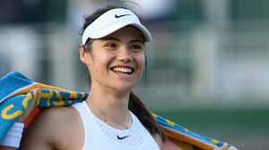 Tennis prodigy emma raducanu has grown close to singer hrvy, sources say. Wimbledon Emma Raducanu Sturmt Von Der Schulbank In Die Fan Herzen