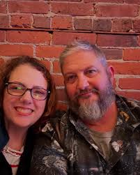 does sara tomko have children