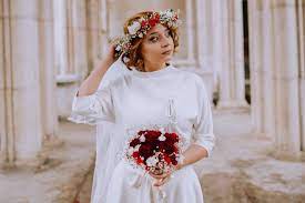 Dalam mimpi ini anda mungkin dirias memakai baju kebaya atau gaun pernikahan cantik. 7 Arti Mimpi Jadi Pengantin Benarkah Pertanda Buruk