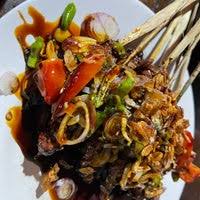Kuah dari sop kambing dudung roxy ini memiliki keistimewaan karena menggunakan susu full cream yang di campur dengan minyak samin. Sop Sate Kambing Bang Dudung Kp Melayu Matraman 10 Tipps Von 318 Besucher