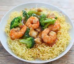 Crispy Pan Fried Noodles Kirbie S Cravings Pan Fried Noodles Crispy Noodles Food