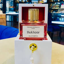 Perfume Bay بخور من توماس كوزمالا عندما يذوب دهن العود على كسرات العود المحترقة حلاوة وعمق وتأثير لا مثيل له عطر يمثل عبق العود اللانهائي على بشرتك Bukhoor Thomas Kosmala