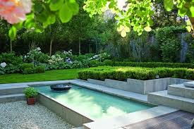 Grosse Ideen Fur Kleine Garten Wasserbecken Garten Gartengestaltung Moderne Brunnen